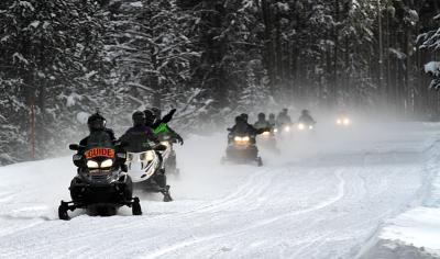 Arctic Snowmobiling Tours