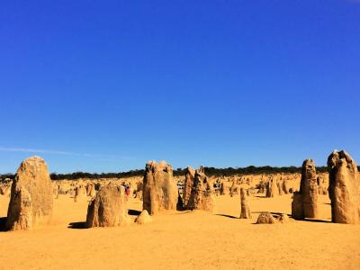 ENTER ANOTHER WORLD AT THE PINNACLES